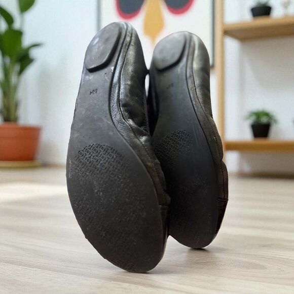 Tory Burch Black Cap Toe Patent Leather Ballet Flat Size 8.5 - Picture 4 of 5